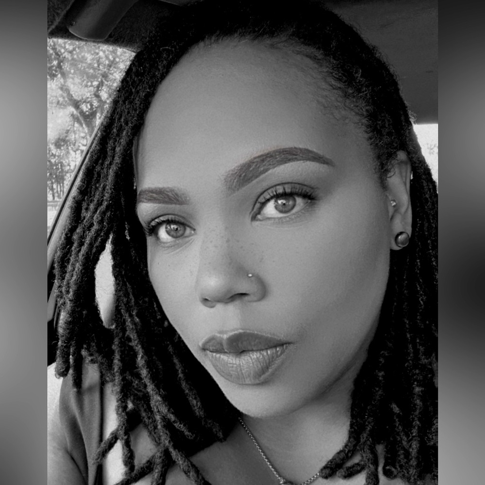 Meet your Posher, Johnetta